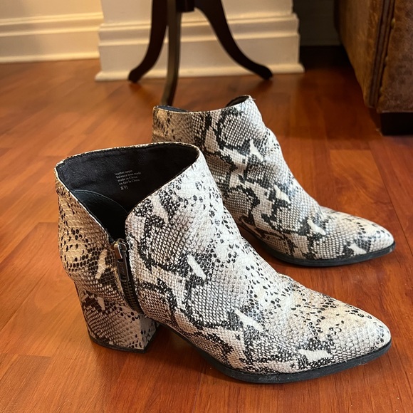 Snakeskin Booties - Picture 1 of 4